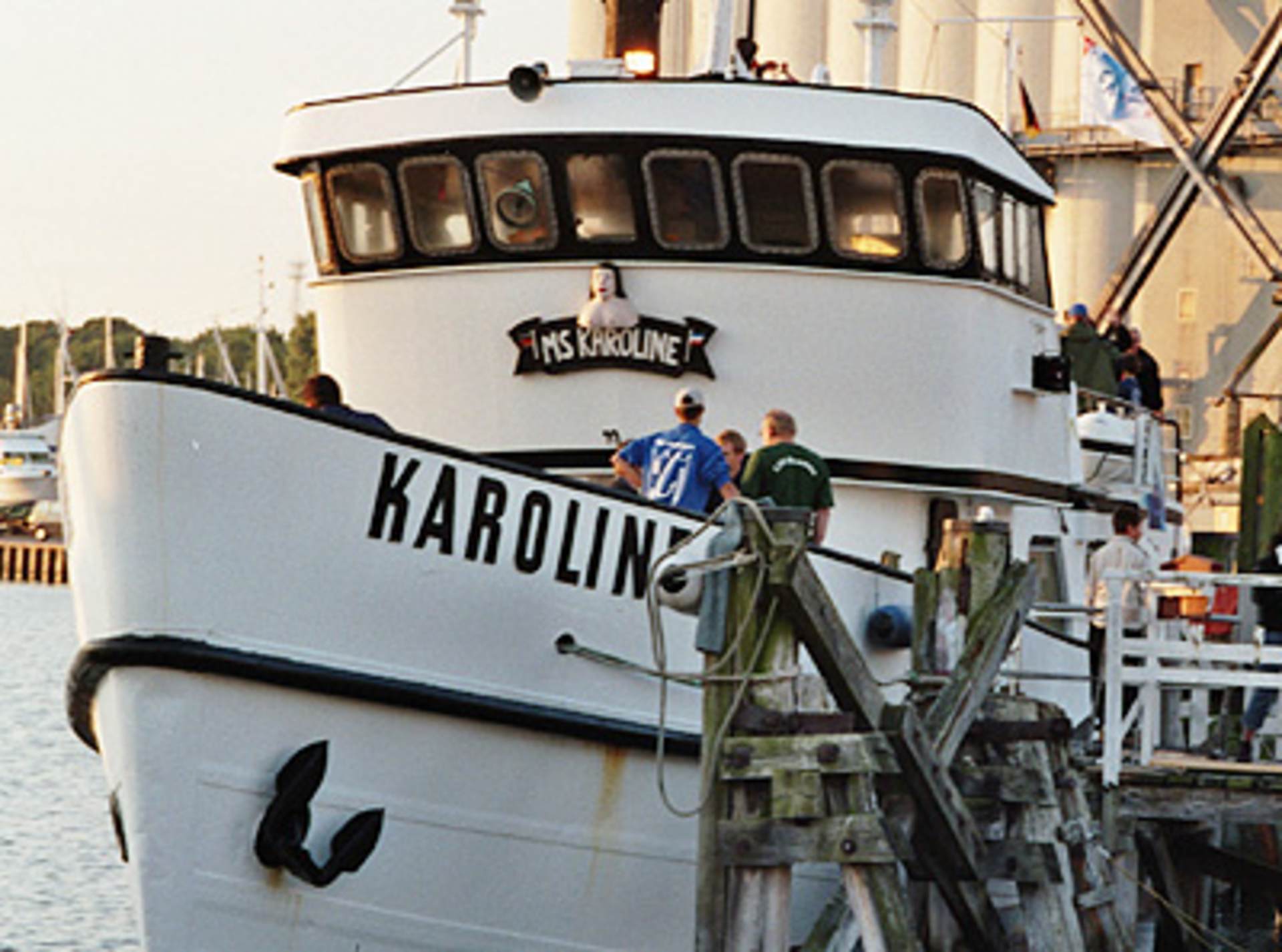  Die MS Karoline in Heiligenhafen.