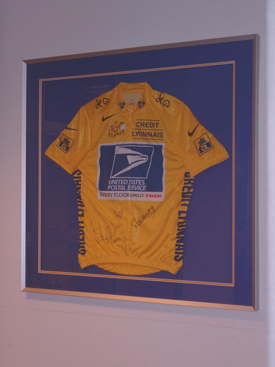 DAS Symbol für Rad-Erfolg! Ein gelbes Trickot der Tour de France vom Besten aller Zeiten - Lance Armstrong