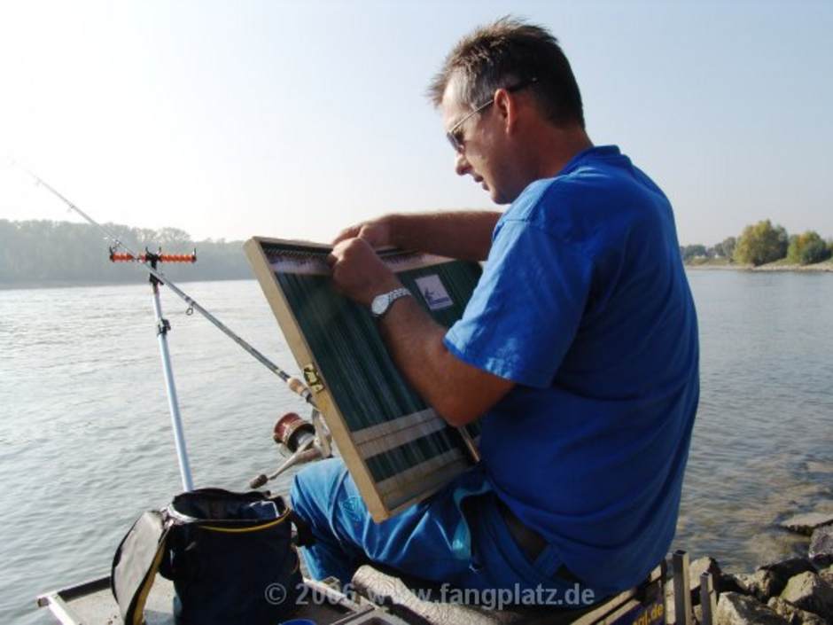  Michael Schlögl mit Hakenbox.