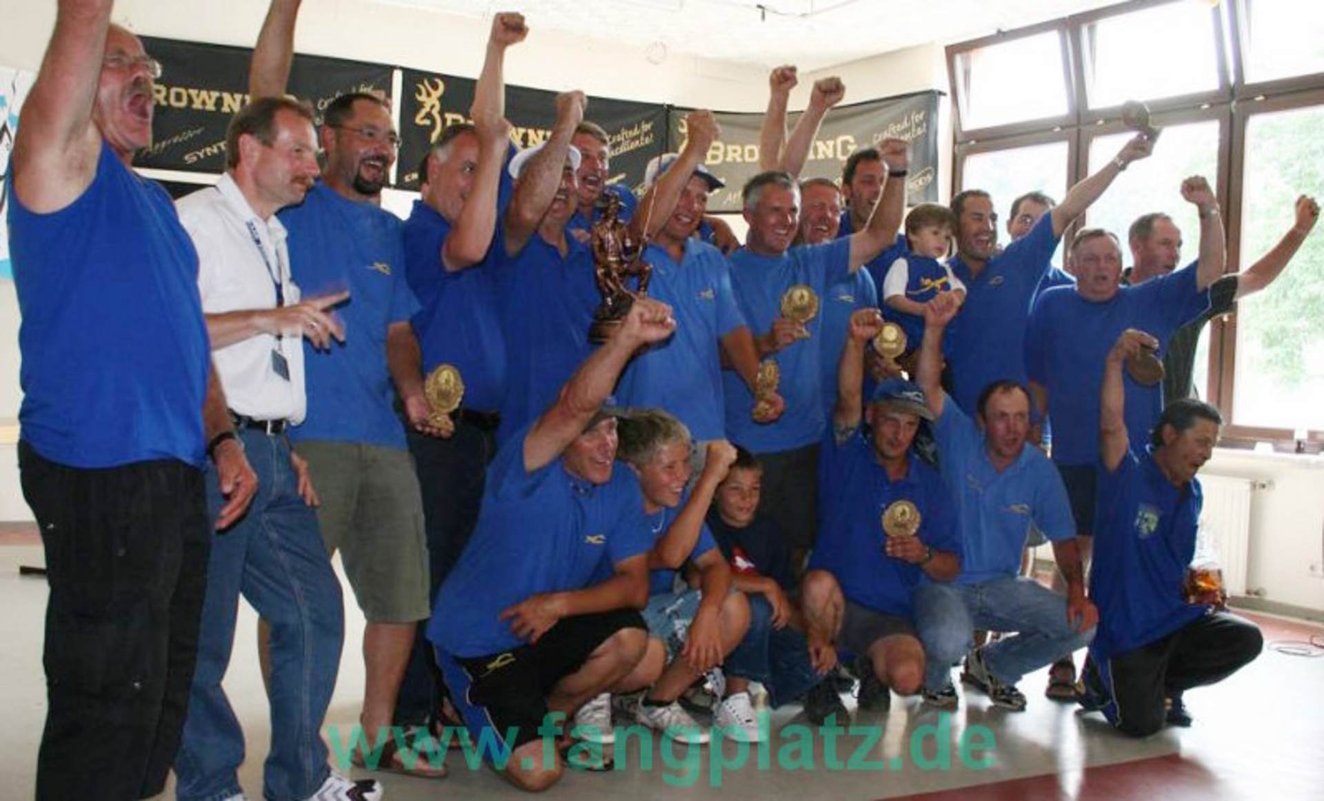  Club-WM 2008. fangplatz.de wünscht den Mosella-Jungs, dass sie mit einer Medaille wieder kommen. Die Vorbereitungen haben jetzt schon begonnen... ;-)